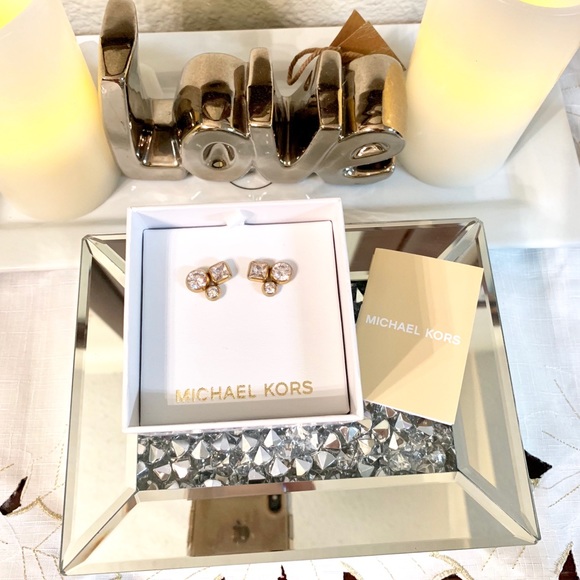 Michael Kors Earrings - Picture 2 of 5